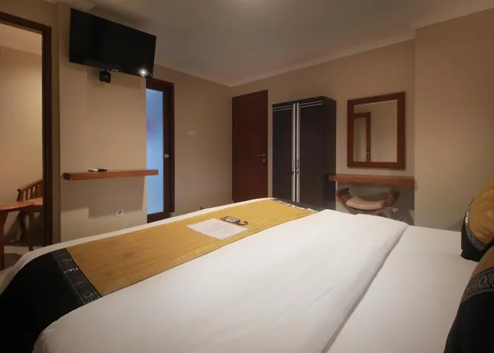 ネサ バリ ホテル 3*